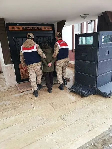 Van'daki depremde cezaevinden firar etti! Öyle bir yerde yakalandı ki...-2
