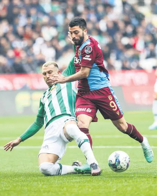 kadikoyde-dev-kapisma-fenerbahce-ile-trabzonspor-kozlarini-paylasacak-1684366438992.jpeg Kadıköy’de dev kapışma: Fenerbahçe ile Trabzonspor kozlarını paylaşacak!-2