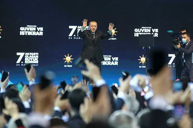 AK Parti MKYK’sında yeni isimler!