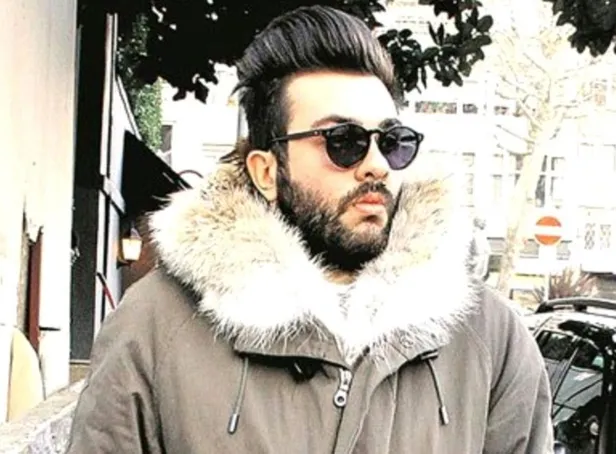 1649443769384.jpeg Sibel Can kızı Melisa'dan evlilik haberi beklerken oğlu Engincan Ural'dan gelen haberle havalara uçtu-6