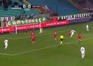 GOL | Rizespor 0-1 Beyoğlu Yeni Çarşı FK Alhan Kurtoğlu