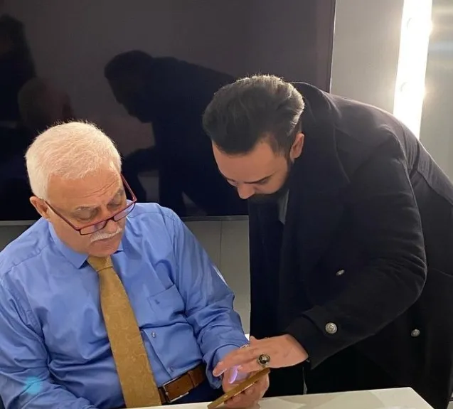 13 yıllık büyük aşk! EDHO'nun yıldızı Ceren Benderlioğlu'ndan Emir Benderlioğlu’yla çekirdek aile paylaşımı! İlk yorum Esra Erol’un kardeşinden... - 14