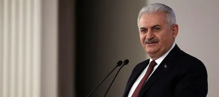 Referandum için düğmeye basılıyor