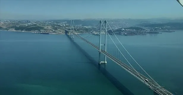 Ulaştırma ve Altyapı Bakanı Karaismailoğlu duyurdu! İstanbul - İzmir Otoyolu ve Osmangazi Köprüsü’nden 1 haftada rekor geçiş