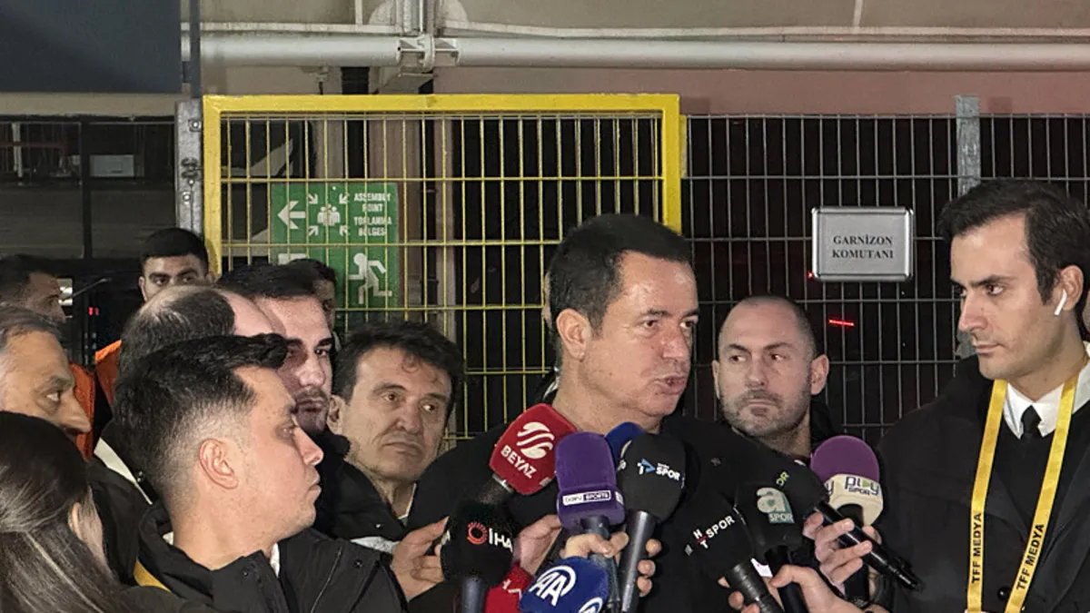 Acun Ilıcalı'dan Galatasaray'a yanıt! "Türk futboluna savaş açtılar"