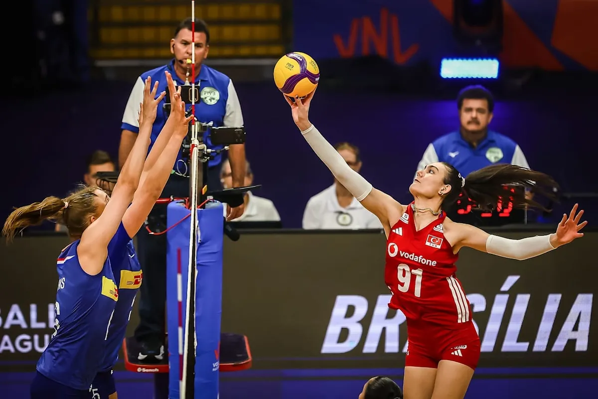 Türkiye - Belçika voleybol maçı bugün saat kaçta, hangi kanalda? Filenin Sultanları 2. hafta maçı-5