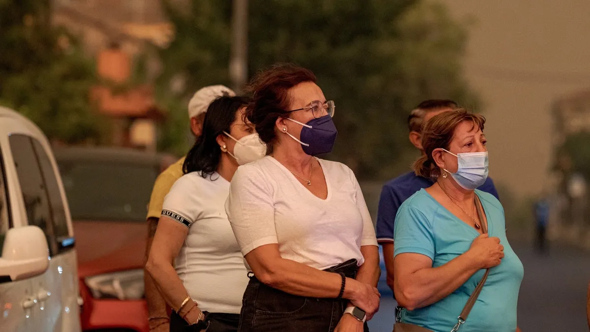 İspanya orman yangınlarına teslim oldu! 1 kişi hayatını kaybetti 60 bin kişi tahliye edildi