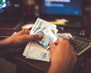 KYK son dakika tarih verdi! KYK burs ve krediler yattı mı? 2019 KYK burs parası ne zaman, ayın kaçında yatacak?