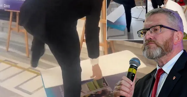 Polonya'da siyasetçi Grzegorz Braun LGBT sapkınlığını ayaklar altına aldı: "Kamusal rezaleti engelliyorum"