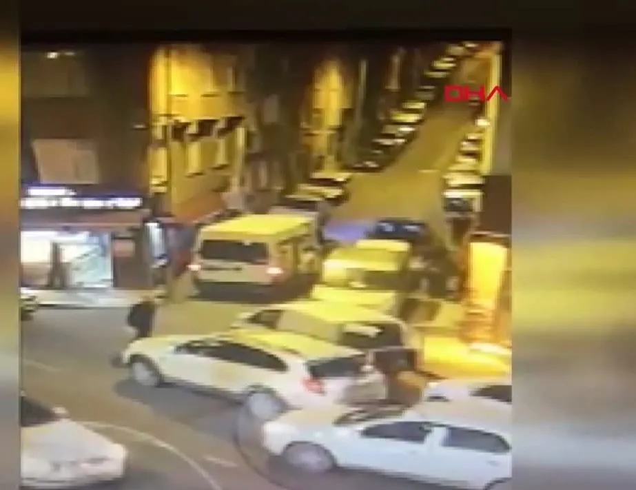 Kan donduran vahşet! Öldürüp battaniyeye sardılar