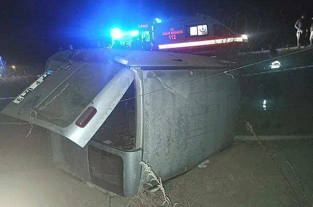 Manisa'da gece yarısı feci kaza: 2 çocuk hayatını kaybetti-2