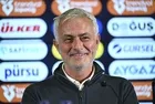 Mourinho İsmail Kartal'ın gerisinde kaldı!