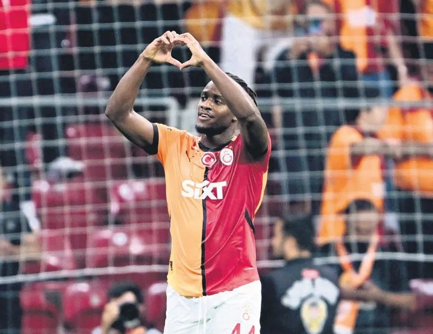 Her saat başı atıyor