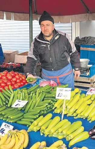 Sıcaklıklar düştü bazı meyve-sebze fiyatları uçtu! Etikete gram hesabı geldi