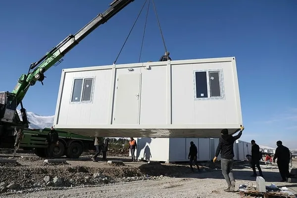 deprem-bolgesinde-istihdam-seferberligi-is-icin-mobil-ofis-kurulacak-1677478066994.jpg Deprem bölgesinde istihdam seferberliği: İş için mobil ofis kurulacak-5