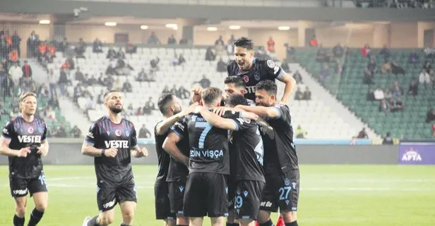 Fırtına’dan taraftarlarını sevindiren haber: Giresunspor’u 4 golle yıktı!