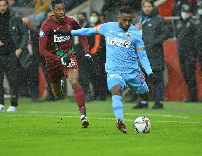 Kayserispor, Hatayspor’u 4-3 yendi