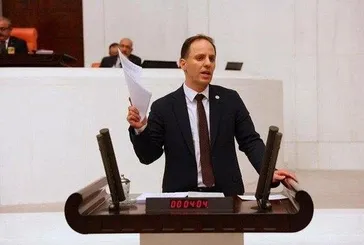 CHP’li Yavuzyılmaz’dan akılalmaz maaş oyunu!