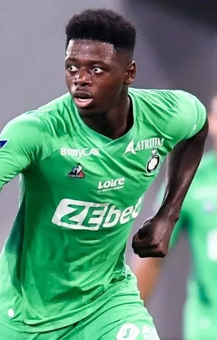 Tek formül U21 stoper! Fenerbahçe Saidou Sow, Sinaly Diomande ve Maxime Esteve’den birini almak istiyor