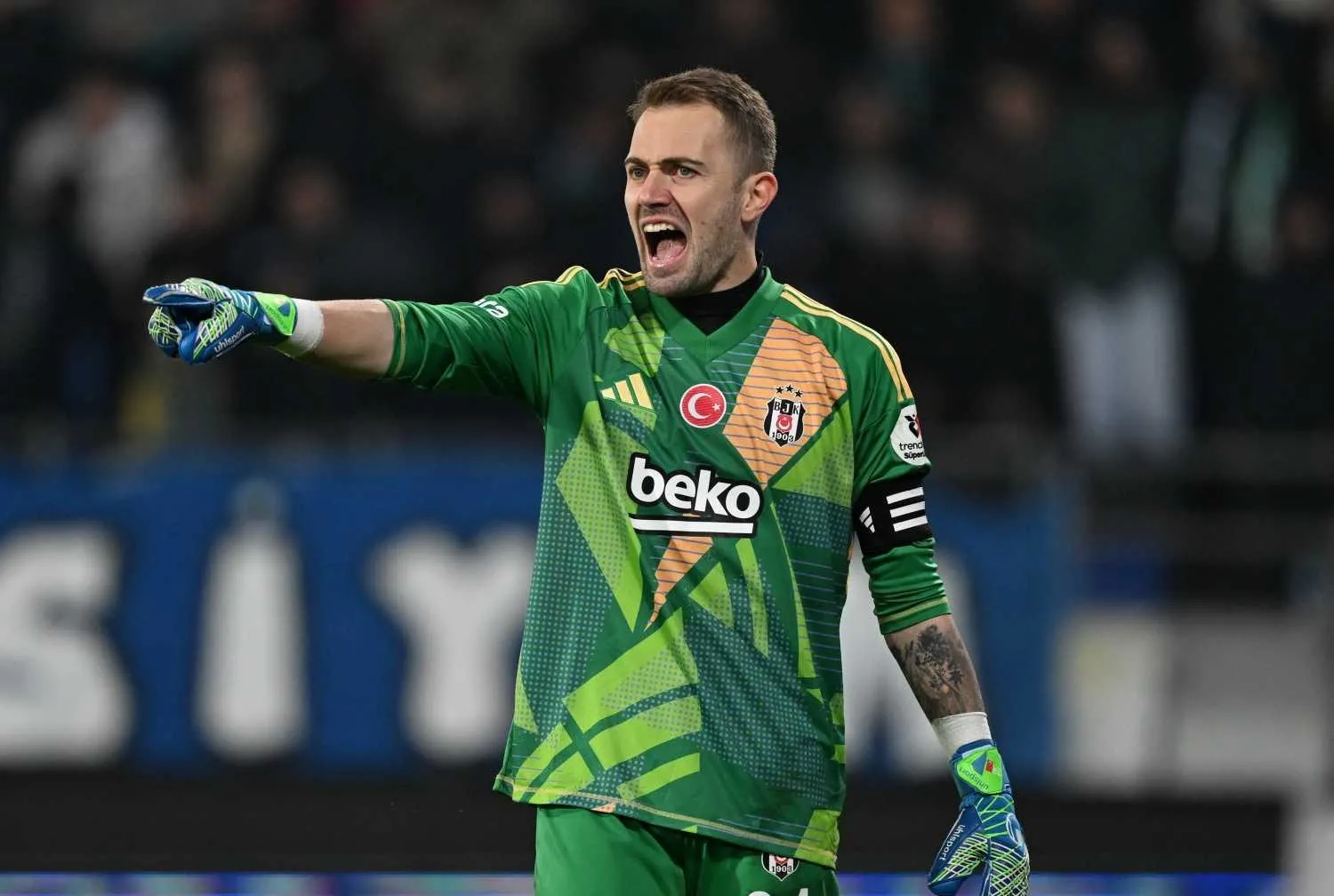 Mert Günok teklif bekliyor!