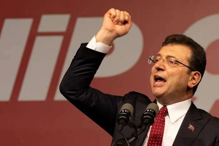 iettde-kara-delik-chpli-ibb-baskani-ekrem-imamoglu-istanbulu-hem-turkiyeye-hem-de-dunyaya-rezil-etti-dunyada-e-1705699278999.jpeg İETT'de kara delik | CHP'li İBB Başkanı Ekrem İmamoğlu, İstanbul'u hem Türkiye'ye hem de dünyaya rezil etti: Dünyada en çok otobüs bozulan şehir-16