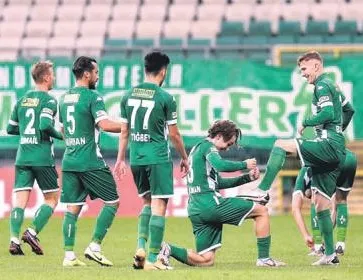 Bursa 3 puanı 3 golle aldı