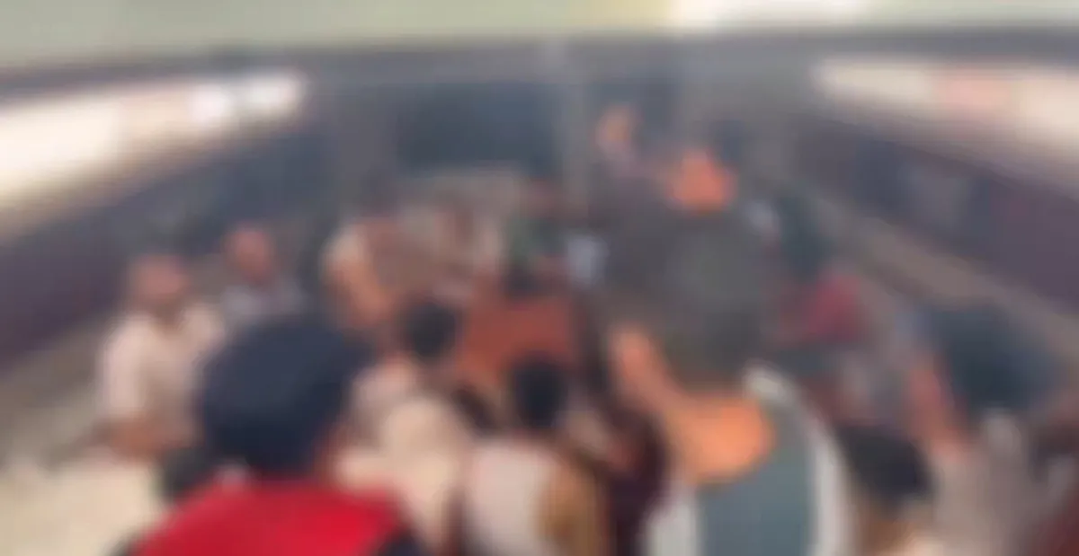 İzmir ve Muğla'da göçmen kaçakçılığına ortak operasyon! 9 organizatör ve 132 düzensiz göçmen yakalandı-4