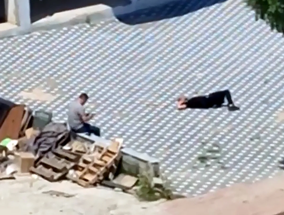 emekli-polis-baba-oglunu-oldurdu-uyusturucu-parasi-tartismasi-kanli-bitti-1780490547494.jpeg Emekli polis oğlunu öldürdü! Uyuşturucu parası tartışması kanlı bitti-4