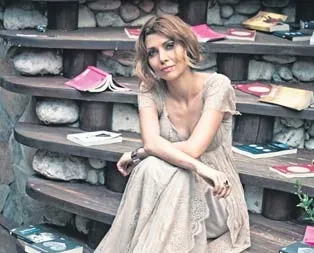 Kimi çeker cefasını kimi sürer sefasını