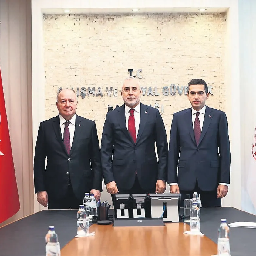 Asgari ücret maratonu başladı! Milyonların gözü masada