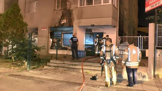 Son dakika: İstanbul Kartal’da gece yarısı yangın paniği-1