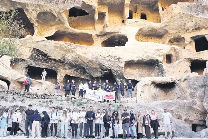 Göğüs ’Gabar’tan görüntü