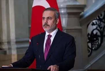 Bakan Fidan Ummanlı mevkidaşı ile görüştü