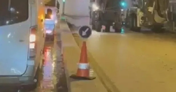 İzmir’de su borusu patladı bazı mahallelere gece boyu su verilemedi