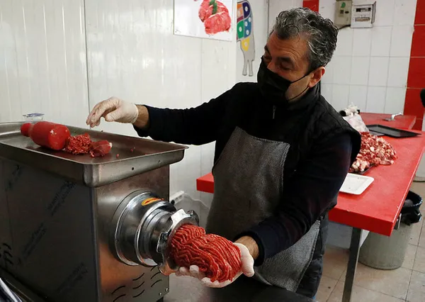 Gıda teröristlerinden akılalmaz oyun! Kıyma yerine bakın ne yiyorsunuz!-5