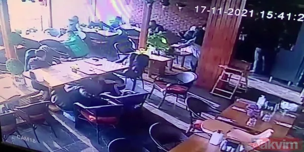 Düzce'deki depremde panik anları! Korkudan bayılan kadın saniye saniye kameralarda - 13