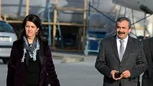 DEM Parti İmralıya gitti! Pervin Buldan ile Sırrı Süreyya Önder PKK elebaşı Öcalan ile görüştü