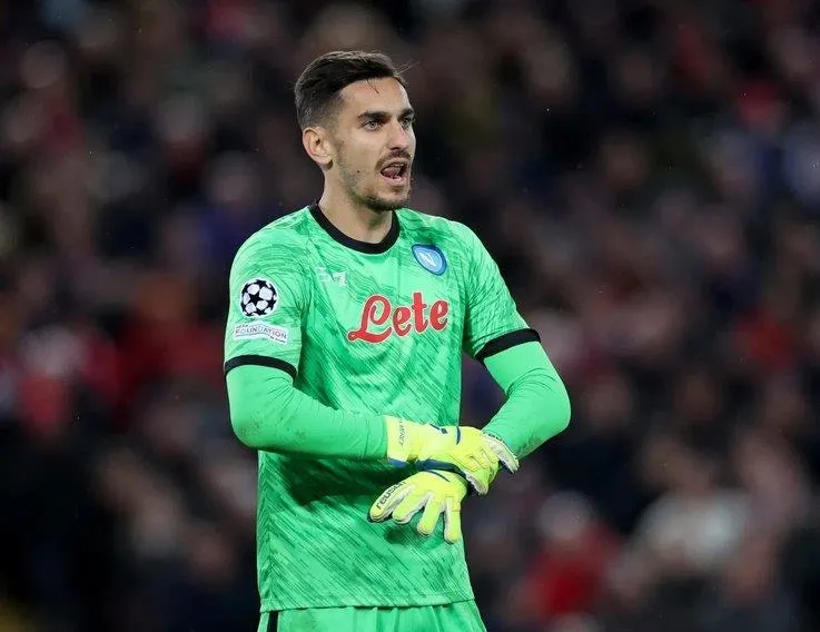 Meret’e yeni sözleşme