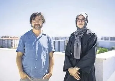 aysun-ayhan-ugur-dundarin-yaptigi-haber-nedeniyle-annem-cok-agladi-1788681416595.jpeg Filenin Sultanları'nın eski yıldızı Aysun Ayhan yıllar sonra anlattı: “Uğur Dündar, annemi çok ağlattı”-5