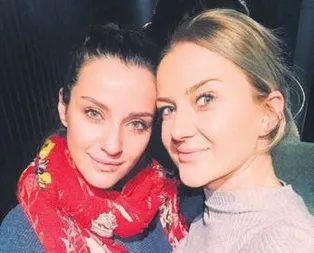 Sen Anlat Karadenizin yıldızı İrem Helvacıoğlundan ablası Merve Helvacıoğlu ile selfie...