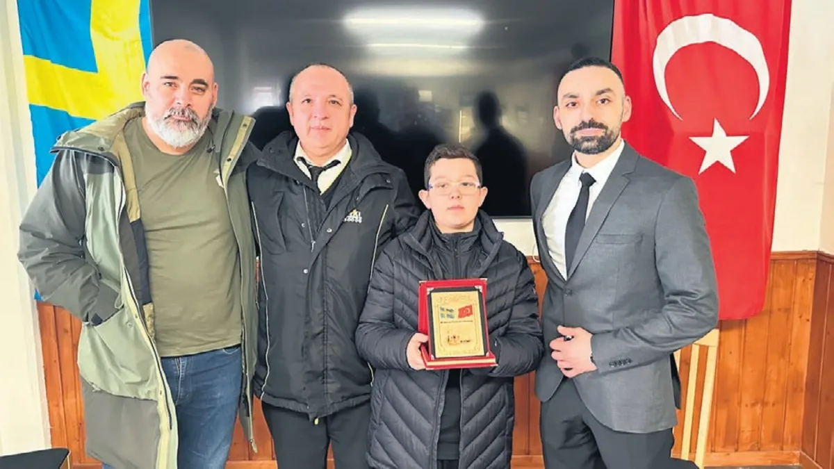 İsveç'in Türk kahramanları: Baba oğulun cesareti manşetlerden düşmüyor!