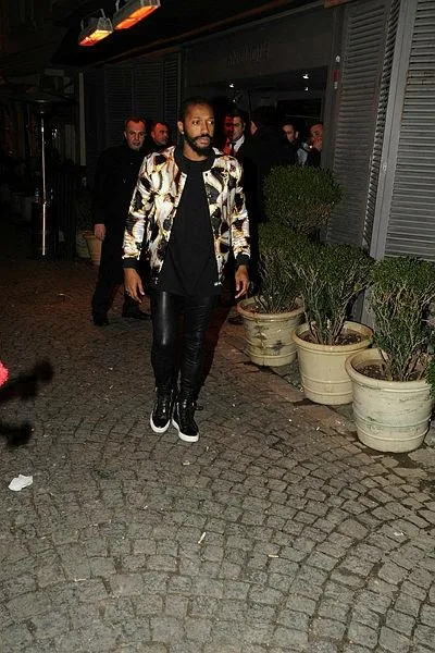 Futbolcu Manuel Fernandes ve Emre Çolak eğlence turunda terör estirdi!