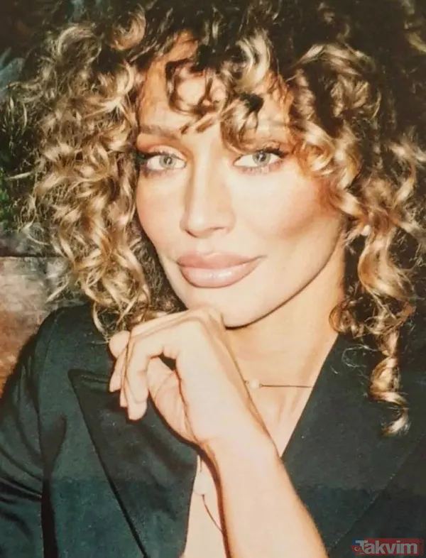 Umut Akyürek'ten Selen Görgüzel'e bombardıman "Millattan önceki insanlar gibi sahneye yaprakla çıkan her yeri takma kadın" - 20