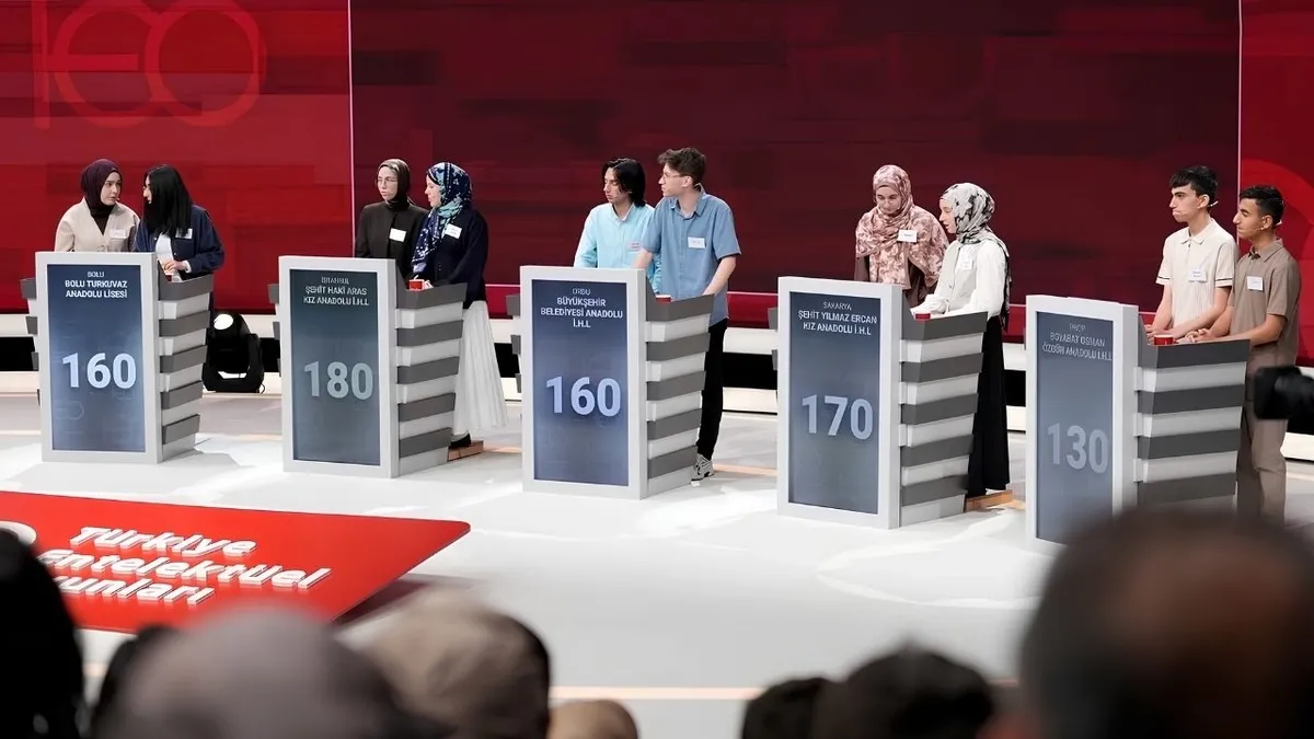 atvdeki-buyuk-finalde-nefes-kesen-anlar-turkiye-entelektuel-oyunlari-kazananlari-belli-oldu-1781523215794.jpg atv'deki büyük finalde nefes kesen anlar: Türkiye Entelektüel Oyunları kazananları belli oldu-3