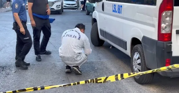 Sultangazi’de 3 arkadaş silahlı saldırıya uğradı: 2 yaralı