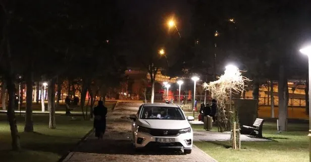 Kayseri’de deprem paniği: Vatandaşlar geceyi parklarda geçiriyor