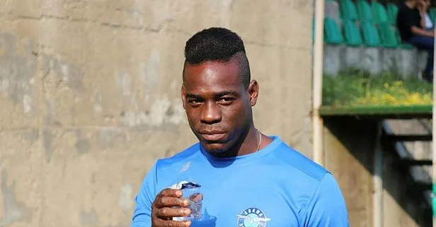 Adana Demirspor’un yeni yıldızı Mario Balotelli’den Belhanda’ya gönderme: Gol atamazsam onun suçu