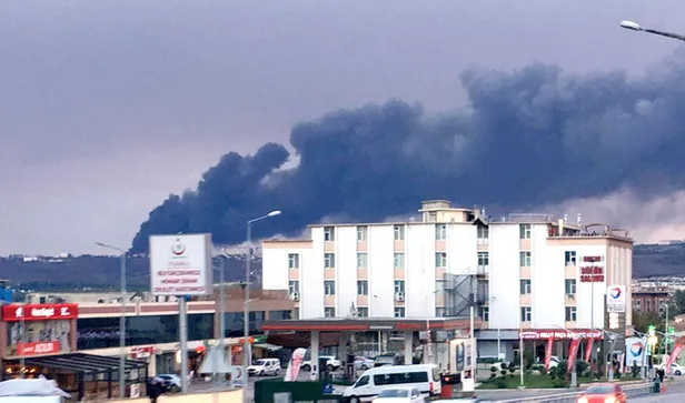 Son dakika: İstanbul Esenyurt'ta fabrika yangını! Giderek büyüyor-3