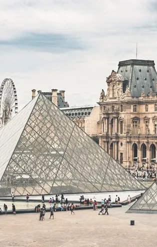 Louvre Müzesi'nde ilginç hırsızlık! Satın alınan Antik Mısır’a ait 6 eser sahte çıktı