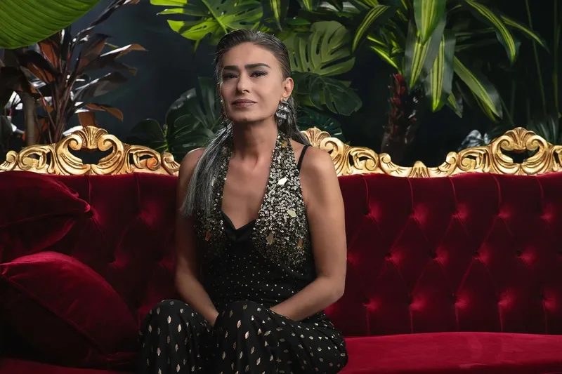 yildiz-tilbe-korkuttu-hastaneye-kaldirilan-unlu-sanatcinin-saglik-durumu-nasil-1771681057796.jpg Yıldız Tilbe korkuttu! Ünlü sanatçının sağlık durumu nasıl?-3